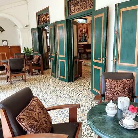 Ndalem Gamelan Leilighet Yogyakarta Eksteriør bilde