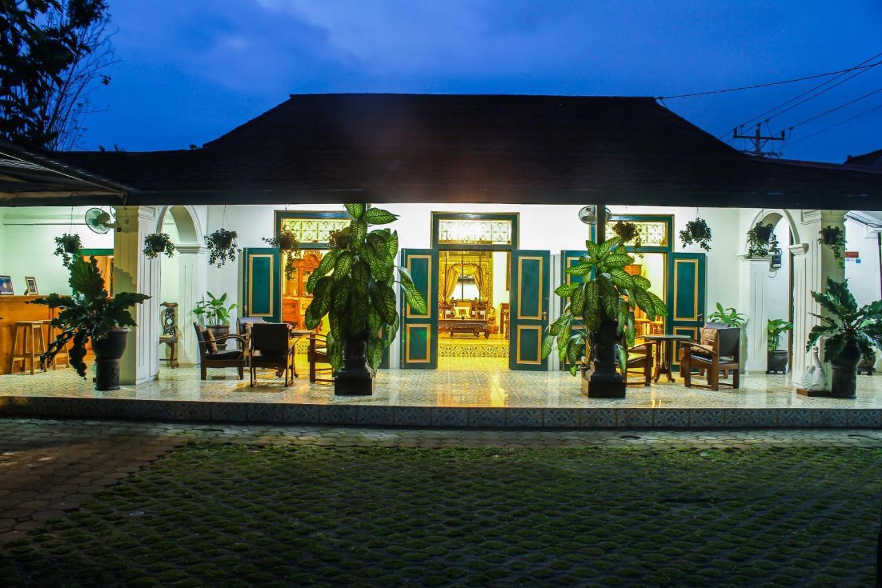 Ndalem Gamelan Leilighet Yogyakarta Eksteriør bilde